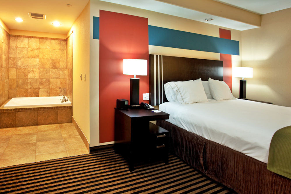 Holiday Inn Express Donaldsonville By Ihg Exterior foto